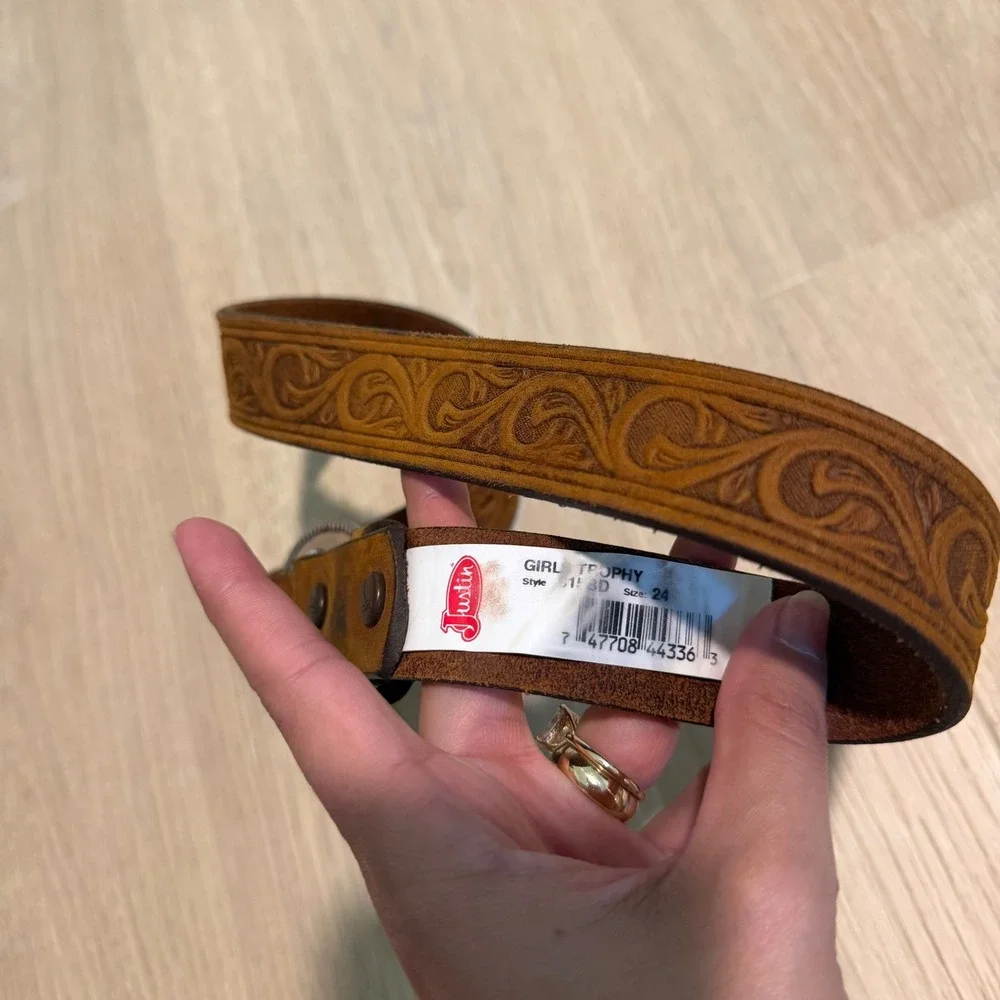 Justin Boots Girls Western Scroll Heart Leather Belt Aged Bark Brown 815BD 24